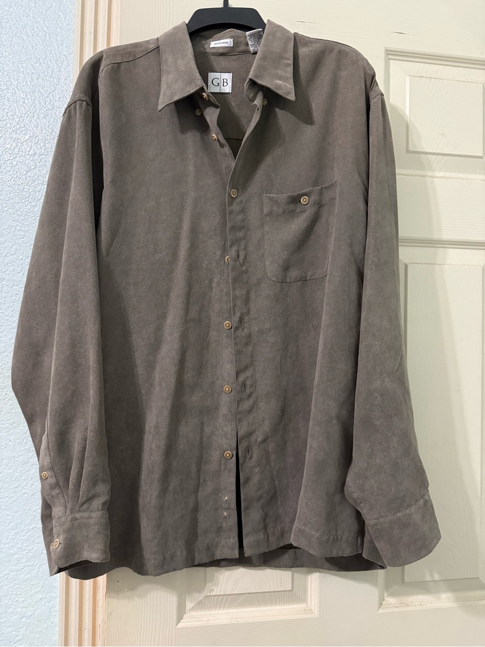 Geoffrey Beene Men's Long-Sleeve Button-Up Micro Suede Shirt in Taupe